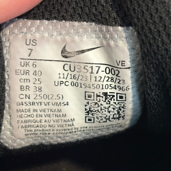 Nike Men's Run Swift 2 Running Shoes Black/Dark Smoke Grey size 7 - Picture 7 of 9